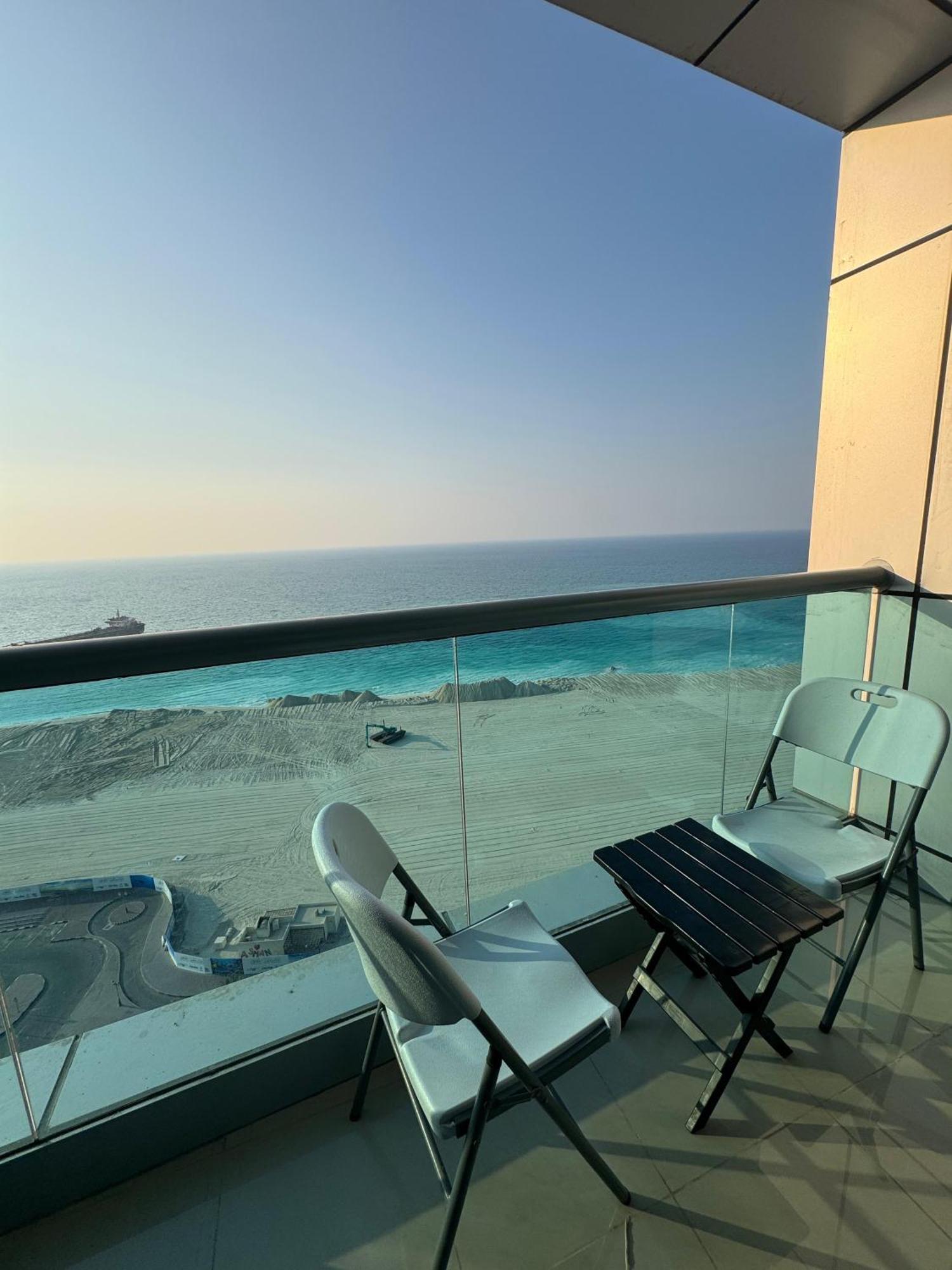 Ocean View Luxury Suites Adzsmán Kültér fotó