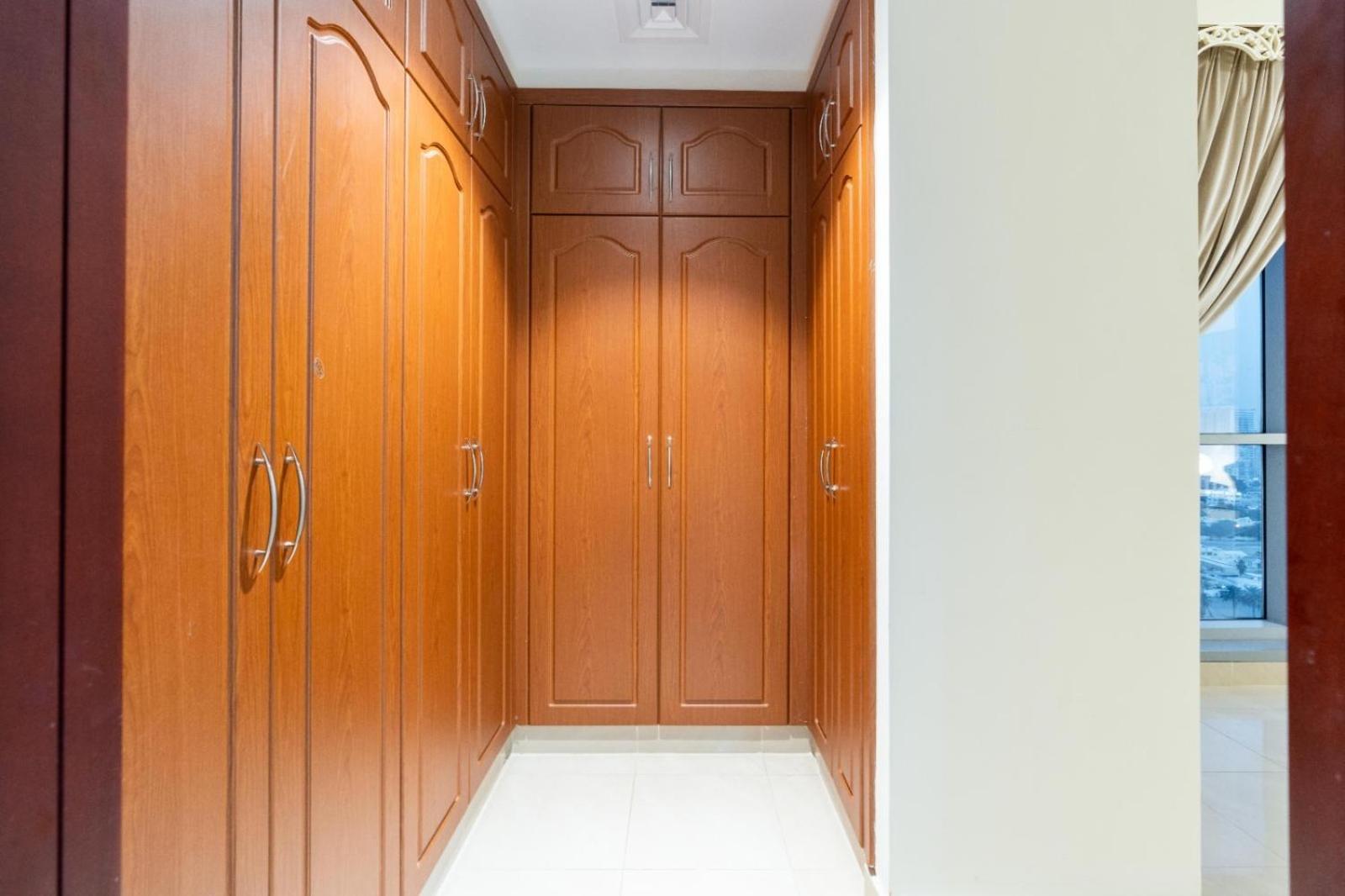 Ocean View Luxury Suites Adzsmán Kültér fotó