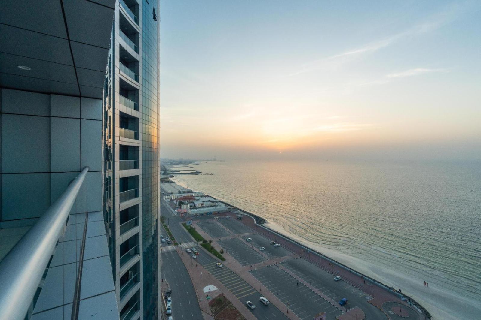 Ocean View Luxury Suites Adzsmán Kültér fotó