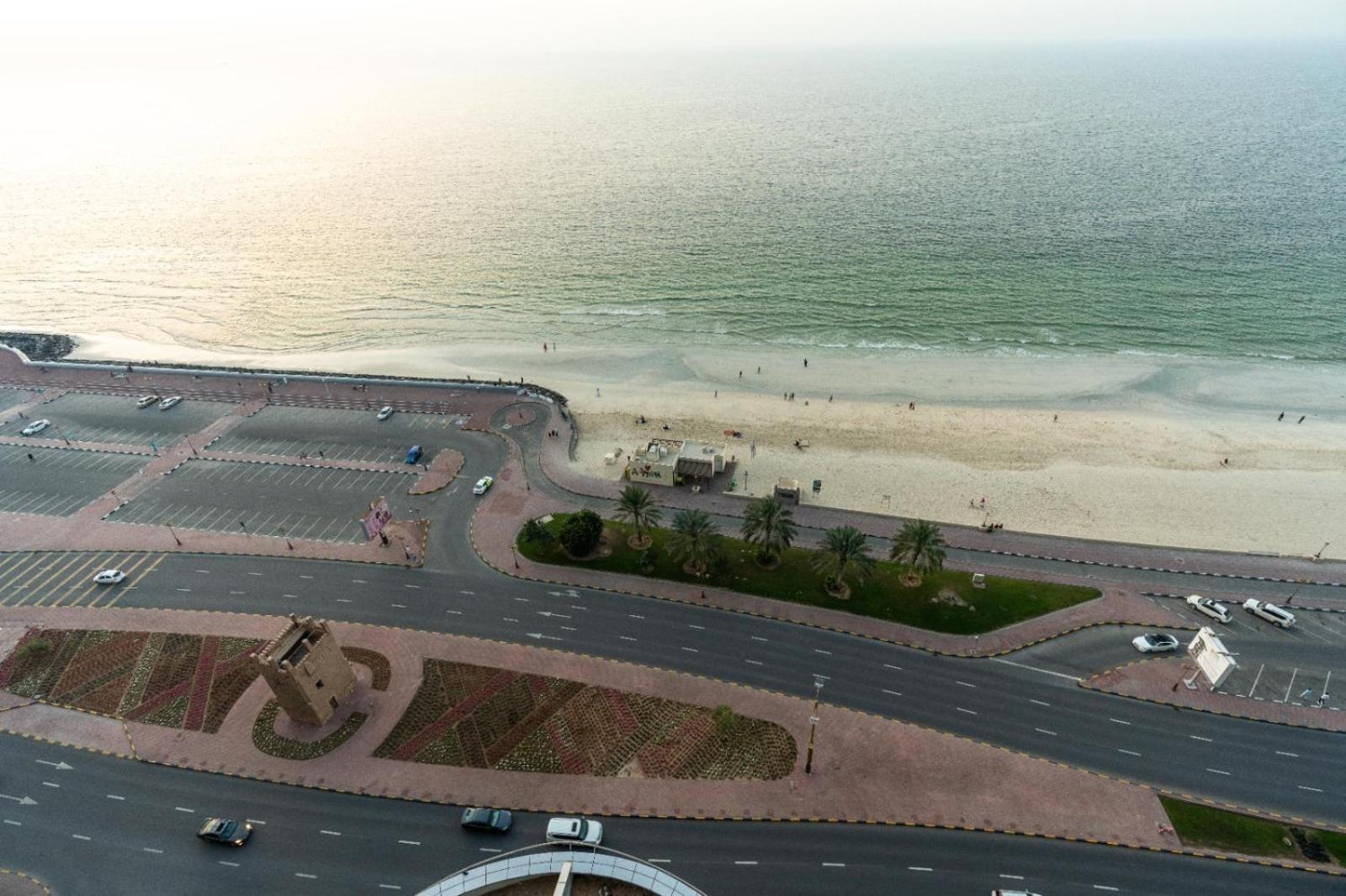 Ocean View Luxury Suites Adzsmán Kültér fotó