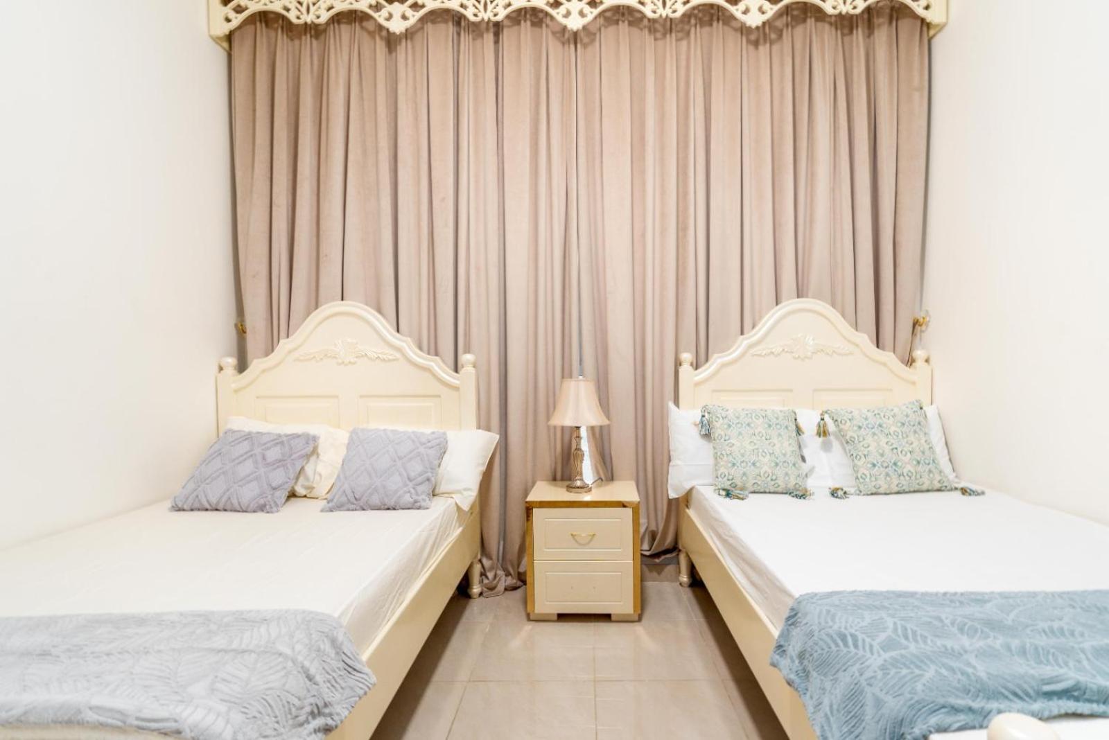 Ocean View Luxury Suites Adzsmán Kültér fotó